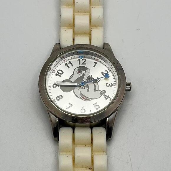 Retro Silver Minnie Mouse Watch - Picture 2 of 4